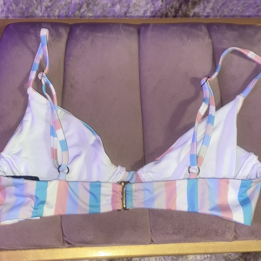 Beach Riot bikini top - Picture 3 of 3